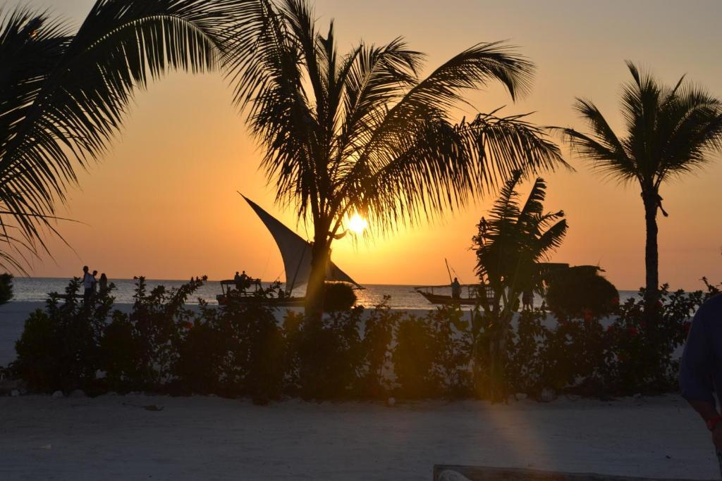 Gold Zanzibar Beach House & Spa Kendwa Exterior photo